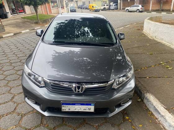 HONDA CIVIC 1.8 LXS 16V FLEX 4P AUTOMÁTICO